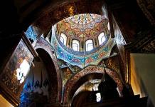 Священный город в Армении: Эчмиадзин Обзорная экскурсия по Еревану & Эчмиадзин & Звартноц