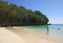 Padang Padang beach — пляж из фильма Ешь